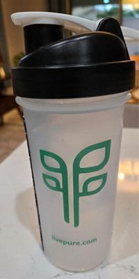 LivePure Protein Shaker Container with Handle and Pill Organizer - NEW