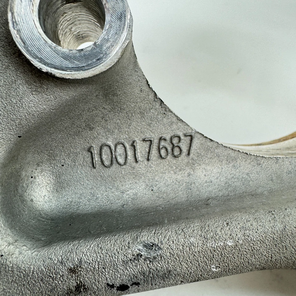 Jeep Wrangler 2018-2026 nudillo de dirección del conductor delantero izquierdo OEM 68388829AA Foto 4 de 4