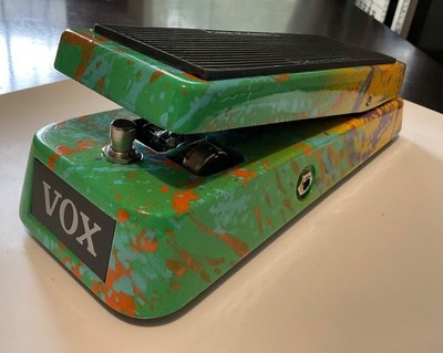VOX- V847  Wah Guitar Pedal Works Perfectly.