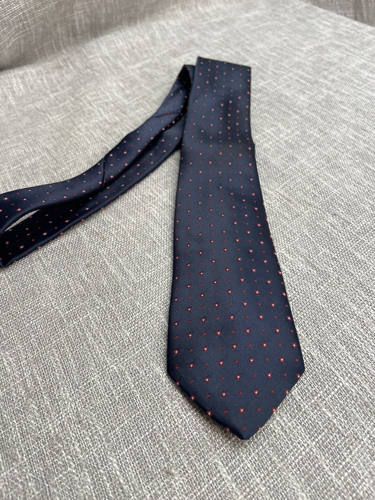 Vintage Men’s Tie The Mens Shop JC Penney Navy Red Valentines Narrow Tie