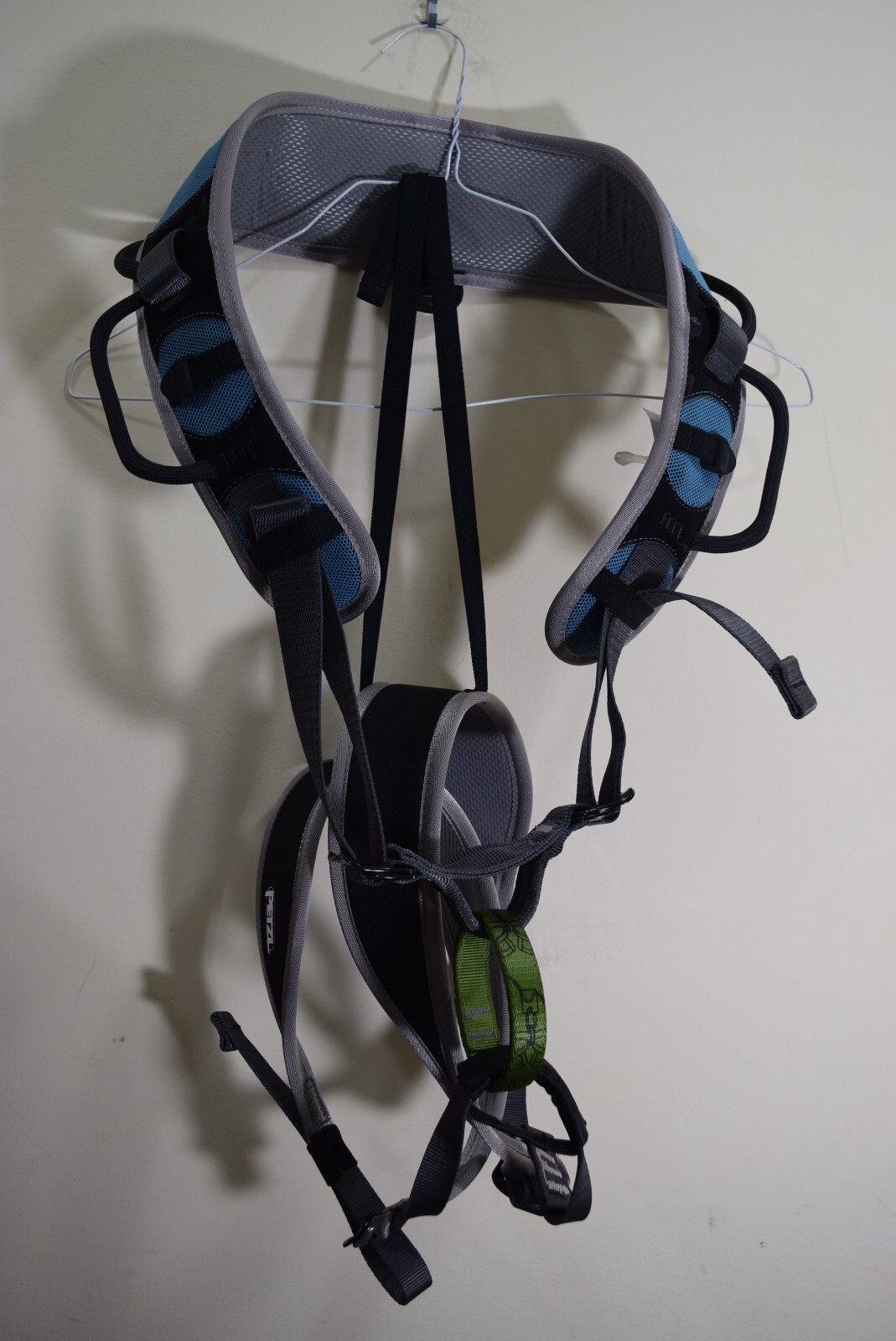 Petzl Corax C51 - Arnés de escalada - Negro, Gris, Azul - Talla 2 LEER