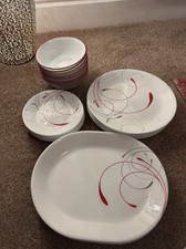 Corelle 34 pc Dinnerware 10 Dinner, 10 side plates, 10 bowls, 4 serving dishes