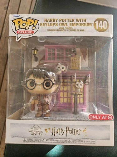 Funko Pop! Deluxe: Harry Potter - Harry Potter with Eeylops Owl Emporium -...