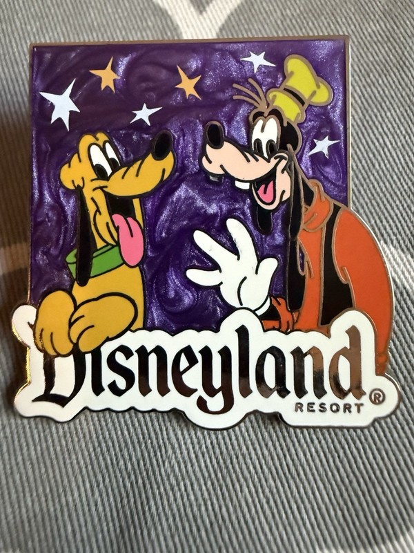 Disneyland Resort 2013 Trading Pin Pluto & Goofy