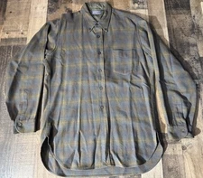Vintage Pendelton Wool Flannel Shirt Size Large Long Sleeve Button Up