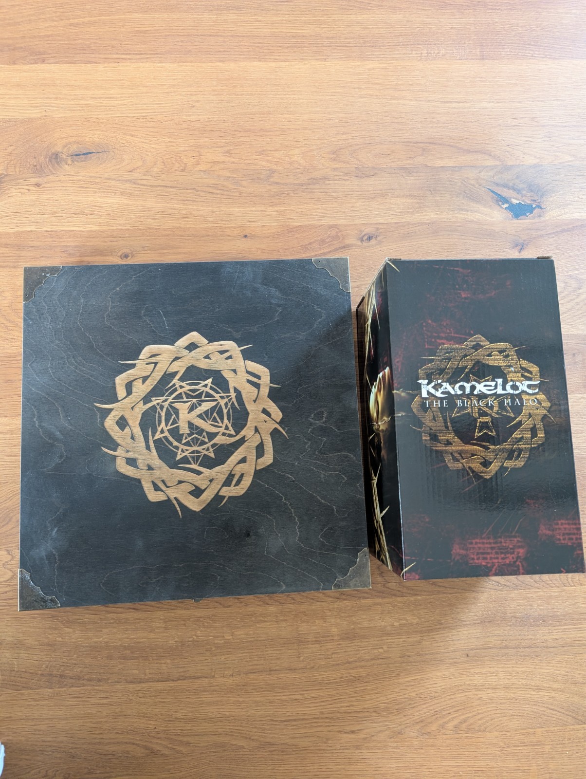 Kamelot - The Black Halo Deluxe Holzbox