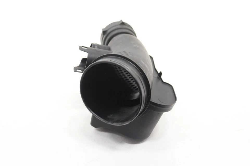 2017 - 2020 BMW 430I F36 ENGINE AIR INTAKE CLEANER RESONATOR OEM 13718601681 - Image 2 of 4