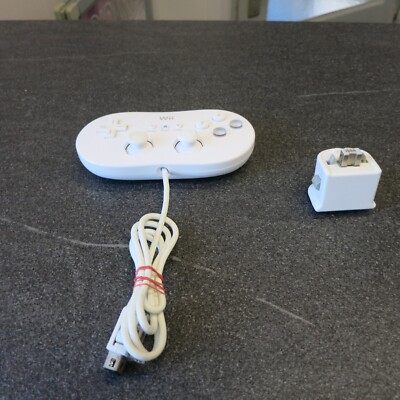 Classic Gamepad Controller RVL-005 (weiß) ORIGINAL Nintendo Wii + Motion plus A.