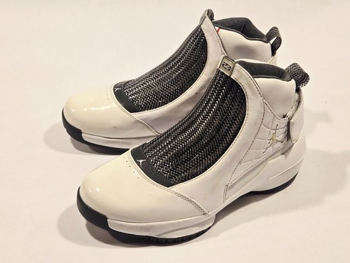 Air Jordan XIX 19 GS Size 6.5 DS NEW 307547-102 - Picture 1 of 11