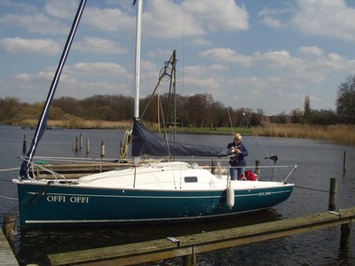 Segelboot Jeanneau Sun 2000 mit E Motor u. Trailer 