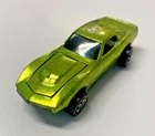 Mattel Hot Wheels Redline Custom Corvette 1968 Antifreeze color. US