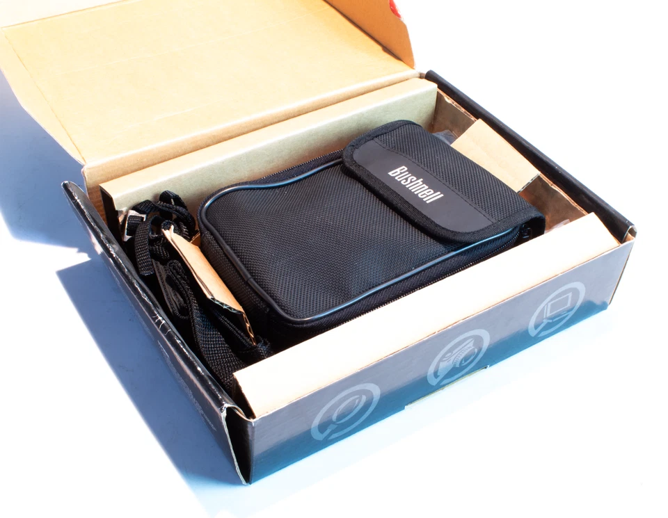 Bushnell Imageview Digital Camera Binoculars 8x30 Case 11-8313 - Image 2 of 4