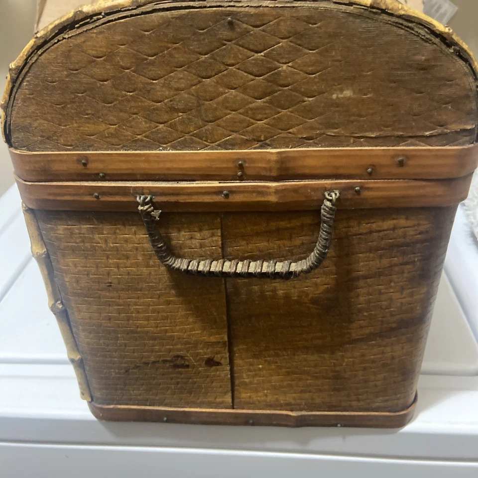 Cofre de bambú vintage Chateau Edgewater Inc 15x11x10 Foto 4 de 4