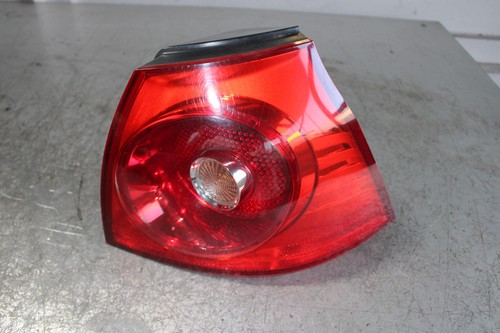 VW Golf 5 Rückleuchte außen rechts