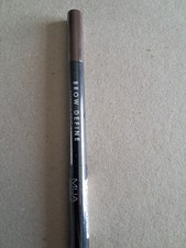Image of MUA Brow Define Eyebrow Pencil with Blending Brush Auburn