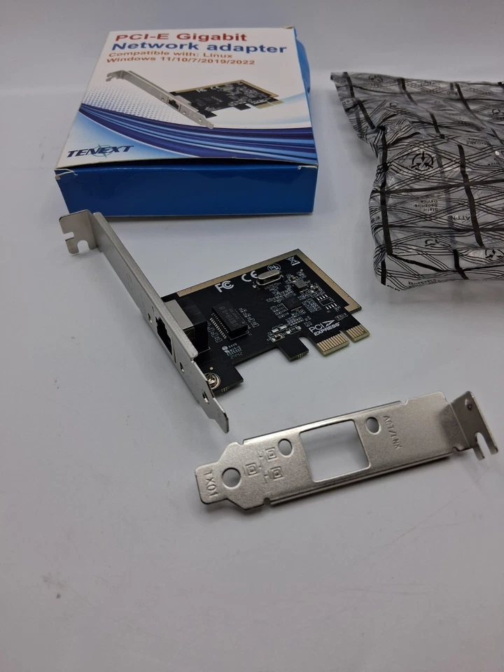 Realtek Chipset Gigabit PCI Express Ethernet Network Interface Card with Low ... - Image 2 of 4