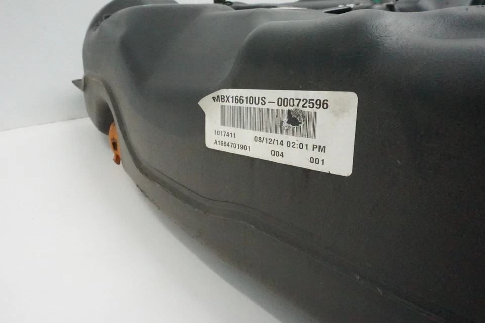 2013-2016 MERCEDES BENZ GL450 X166 GASOLINE FUEL TANK RESERVOIR OEM - Image 4 of 4