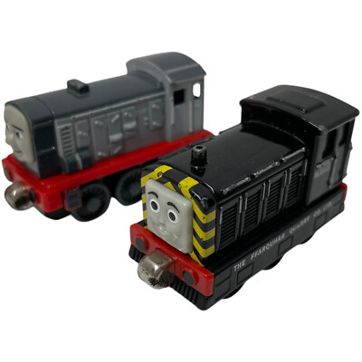 MAVIS - Thomas & Friends 2003 Diecast & DENNIS - Learning Curve - Take Along