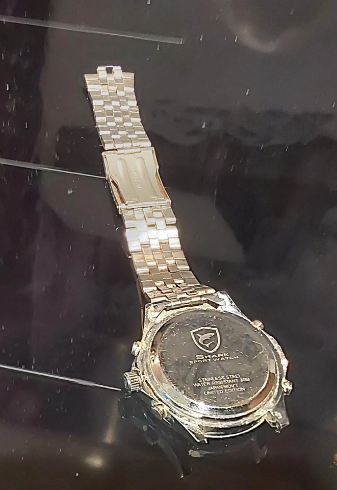 Reloj Deportivo Tiburón 3m Resistencia al Agua, LED-Analógico, Calendario, Alarma, Batería Duelo Foto 2 de 4