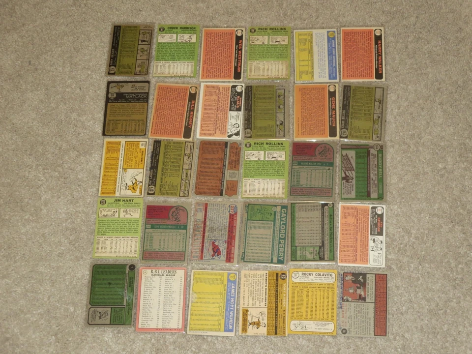 30 Cards Topps Vintage Baseball Hank Aaron Willie McCovey 1960s 1970s Card LOT - Image 2 of 2