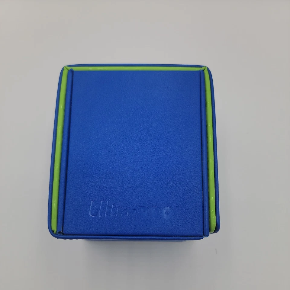 *USED* Magic: The Gathering - Guilds of Ravnica Alcove Flip/Deck Box (Simic) - Image 2 of 4