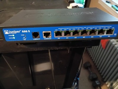 Juniper SSG 5 Firewall Security Appliance w/ Power Adapter & Box   Powers On