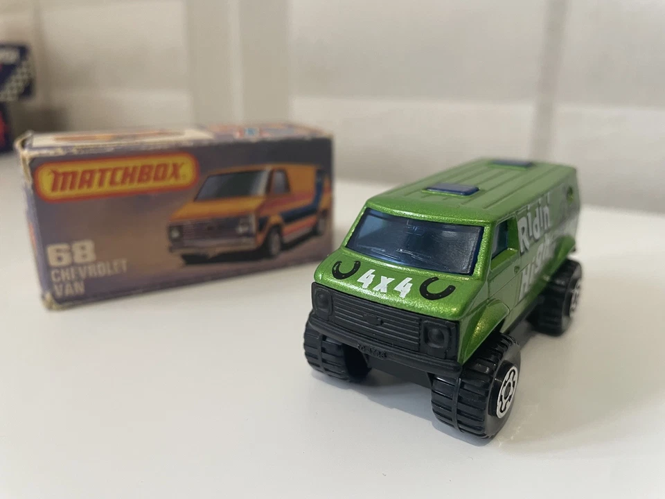 Matchbox Lesney Superfast No.44h 4x4 Chevy Van ( LESNEY ENGLAND BASE) - Image 3 of 3