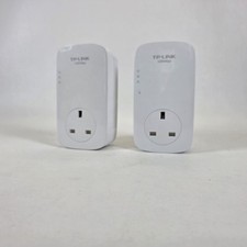 TP-LINK AV1200 Gigabit Pass through Powerline Adapter (TL-PA8010P)