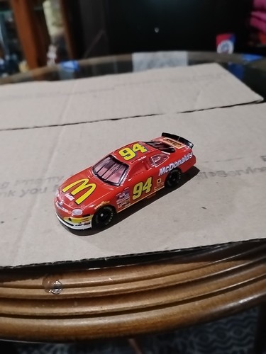 Nascar Cars - Picture 5 of 8