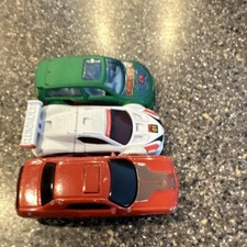 Hot Wheels  Maisto Diecast Cars Lot - Dodge Challenger SRT8, 1:64, Green