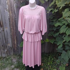 Vintage 70s Pink Shimmer Lace Yoke Prairie Dress Peplum Waist Balloon Sleeve S/M