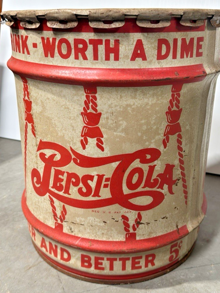 Antique 1940s Pepsi Cola Double Dot 10 Gallon Metal Syrup Drum w