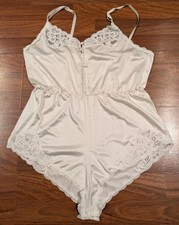 Vintage Vanity Fair White Nylon Lace Teddy Romper Bodysuit Lingerie Small USA