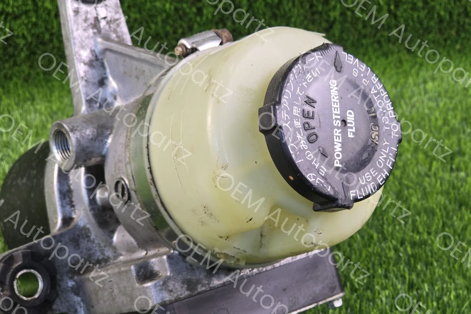 Bomba de dirección asistida eléctrica Toyota MR2 2000-2005 Spyder 89657-17010 OEM JDM uso Foto 4 de 4