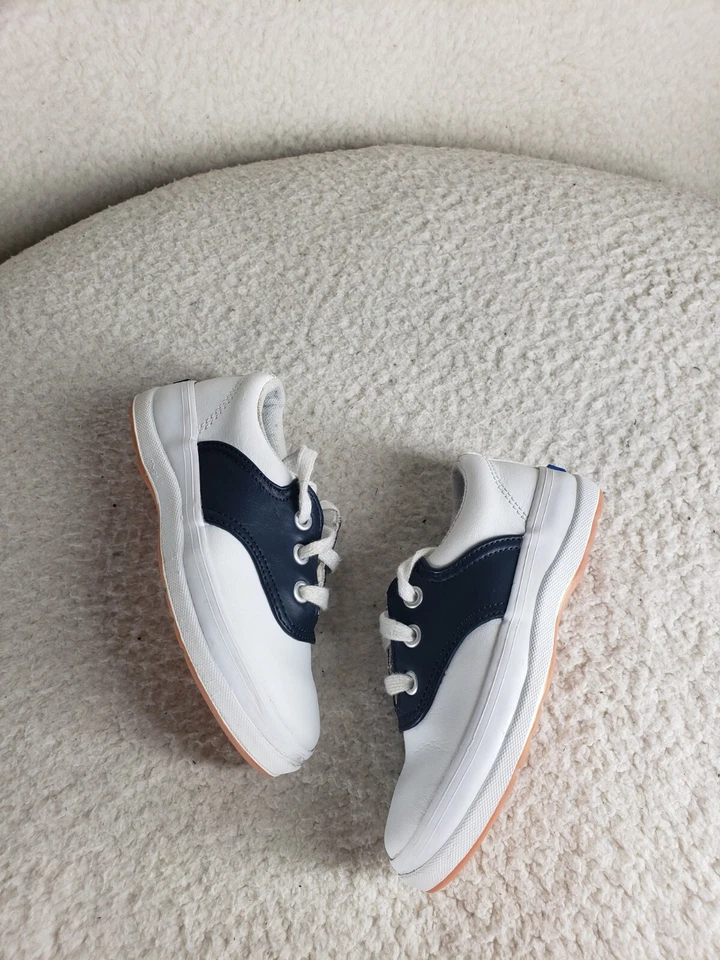 Keds School Days II Girls Oxfords 9.5 White Navy Leather Lace Up Comfort Shoes - Image 2 of 4