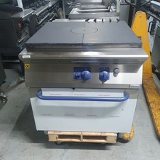 ELECTROLUX GAS SOLID TOP RANGE WITH OVEN NATURAL GAS UNUSEDT