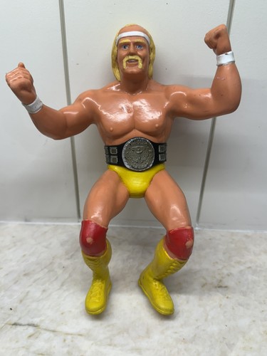 1984 HULK HOGAN WWF WWE SUPERSTARS LJN TITAN 8