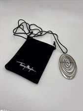 RARE VINTAGE WOMENS THIERRY MUGLER BLUE STAR PENDANT NECKLACE ANGEL