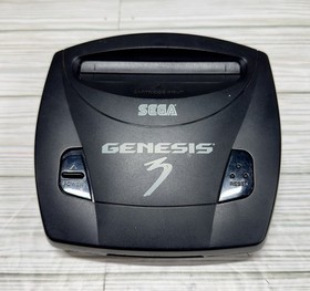 SEGA Genesis Model 3 MK-1461  Game Console Tested w/ Lion King Game - C4