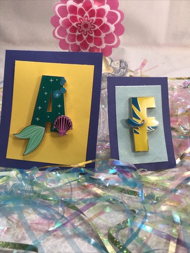 Disney DSSH Little Mermaid Ariel Alphabet A LE300 & DSSH Flounder Alphabet F Pin