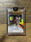2024-25 Panini Eminence Paul George Gold Gilded Graphs Auto #2/5