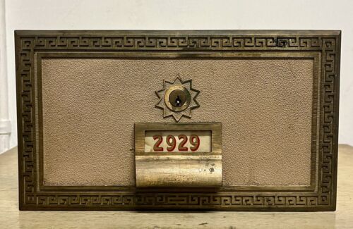 Vintage 1967 Ottone Ufficio Postale USA Cassetto postale POS Porta Grande (VENDITA SINGOLA) - Foto 2 di 15