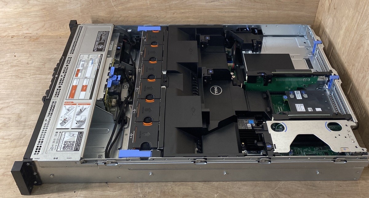 DELL PowerEdge R730 2x E5-2620v3 2.4GHz 12 Cores 32GB H330