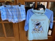 Womens Sesame Street 2 Piece Pajama Set. PJ's. Small. Top  Shorts. NWT.