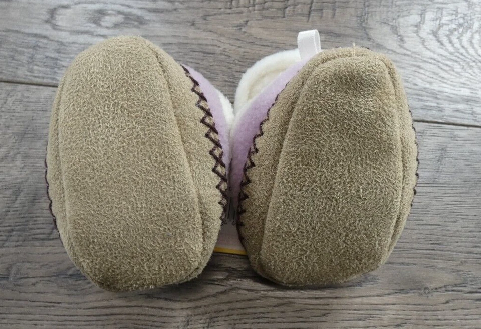 Ropa de bebé niña nueva solo un año Carter's recién nacido púrpura mariposa zapatos Foto 4 de 4