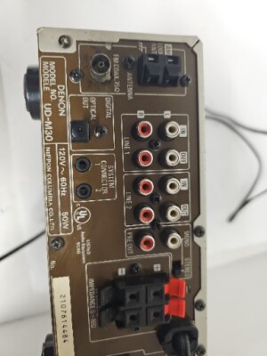 Denon UD-M30 CD Player Receiver Hi Fi Unit Turn On But Not