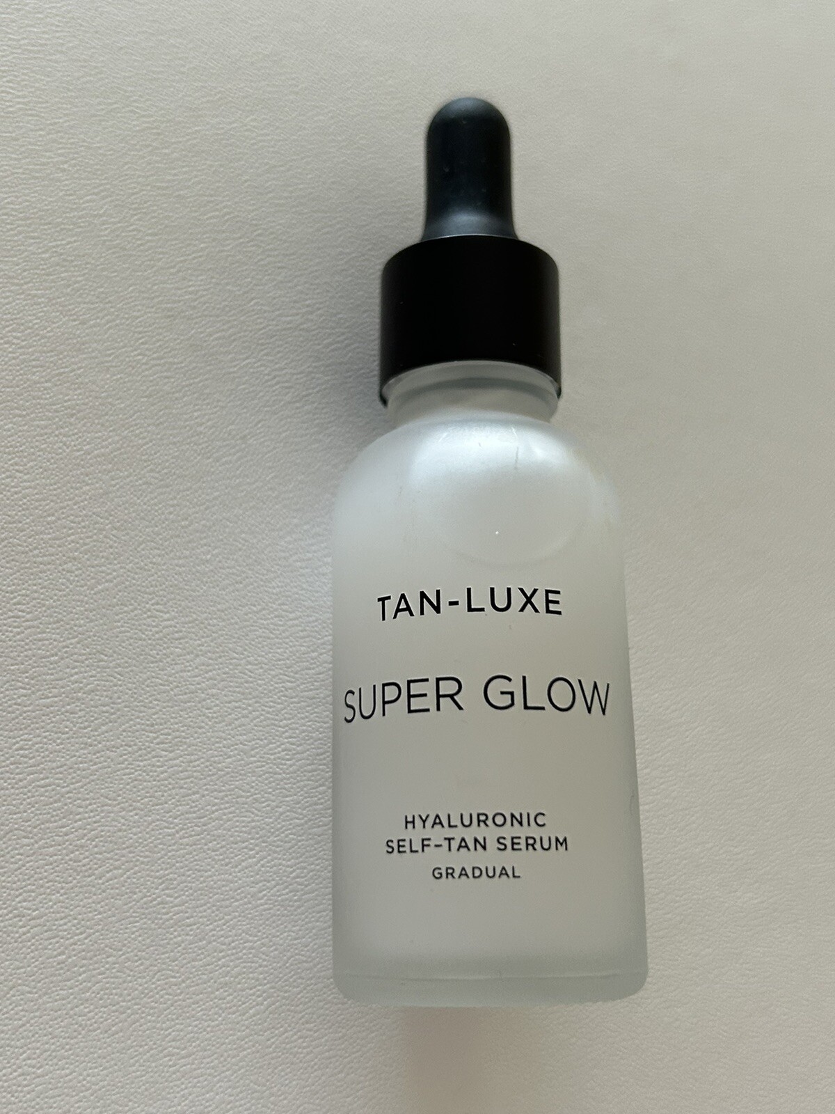 Tan-Luxe Super Glow Hyaluronic Self-Tanning Serum 30ml SPF30 No Box