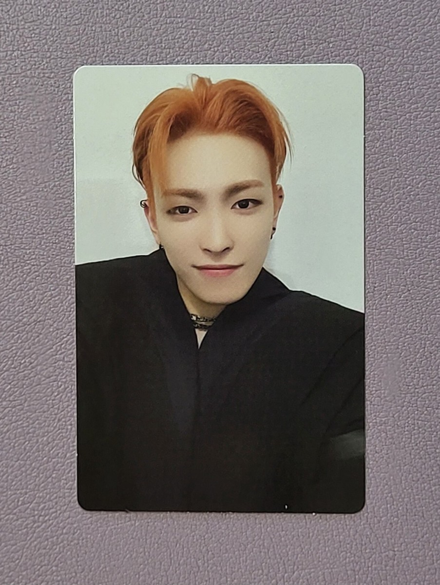 ATEEZ GOLDEN HOUR PART.1 HELLO 82 US EXCLUSIVE PHOTOCARD-HJ