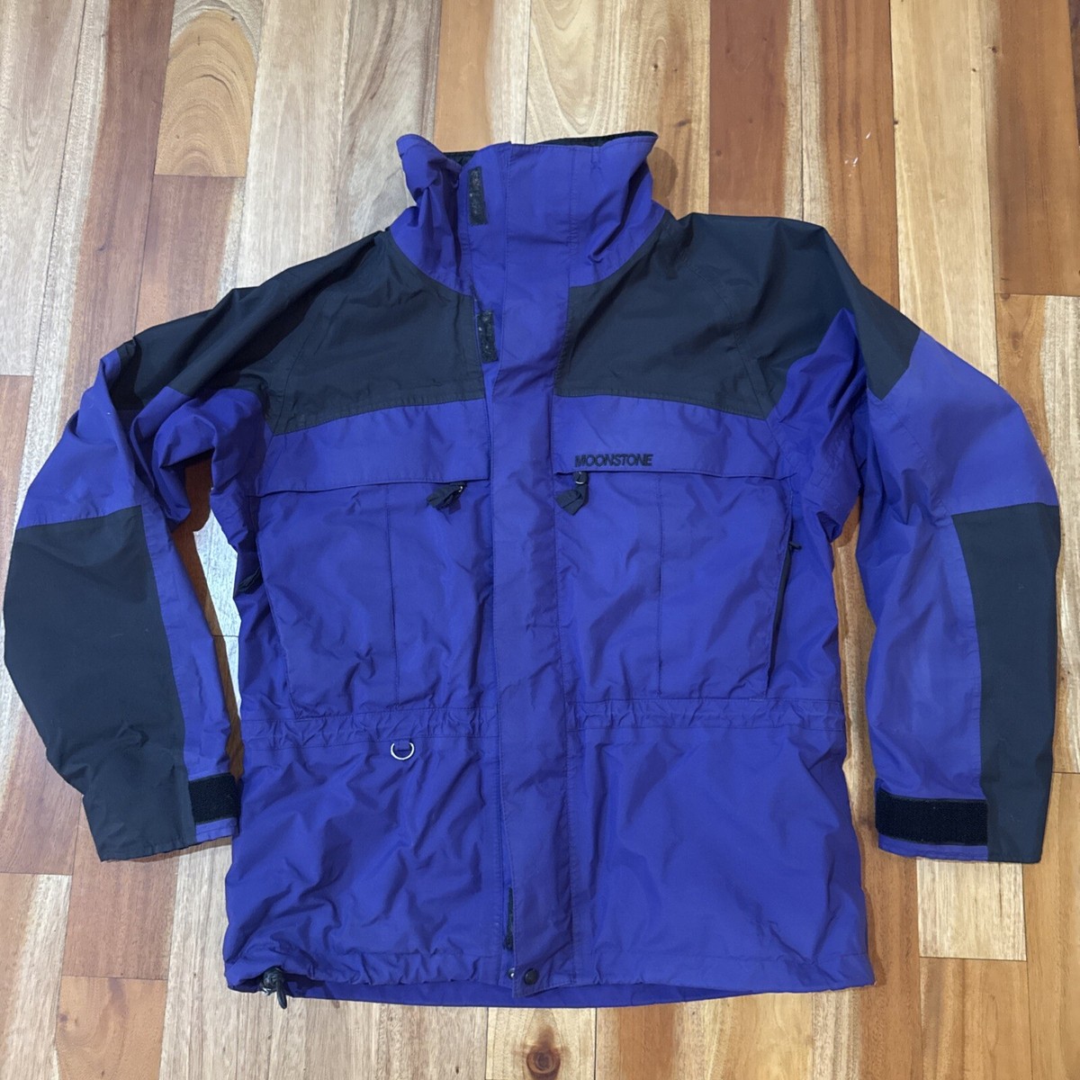 Moonstone VTG Men