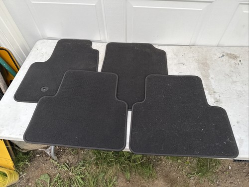2013-2022 Chevy Colorado / GMC Canyon OEM Mats Black 23432267 Complete Set 4PC - Picture 2 of 11